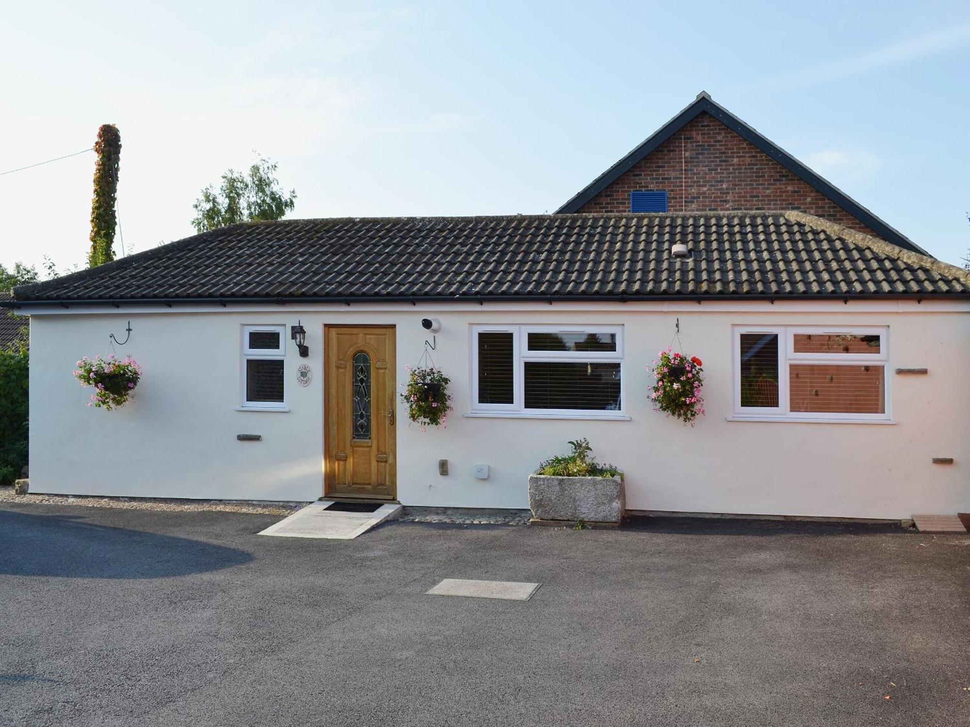 Stable Cottage South Kilvington Экстерьер фото